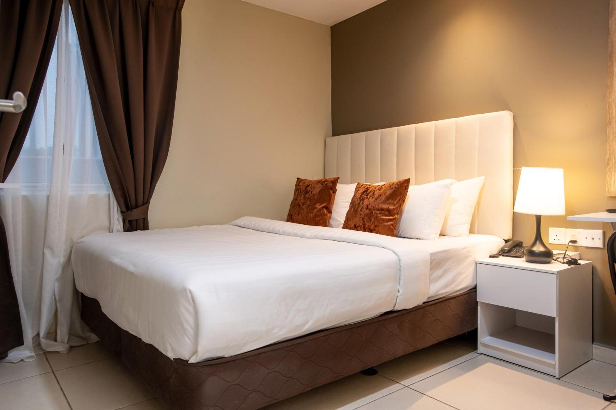 Raissa Boutique Hotel Куала-Лумпур Экстерьер фото